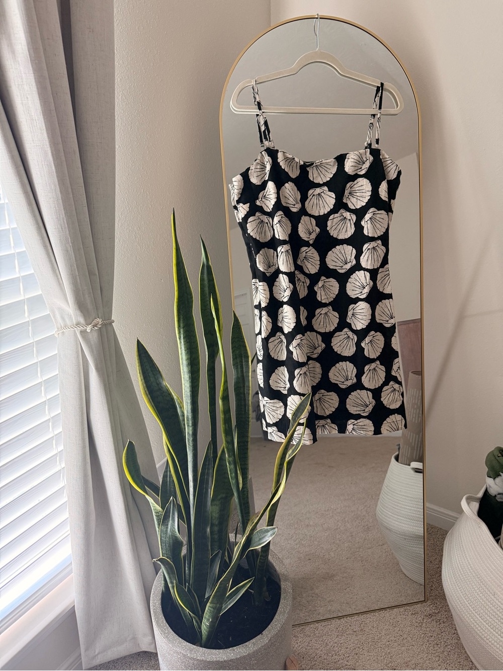 Abercrombie & Fitch Black Mini Dress with White Shell Print